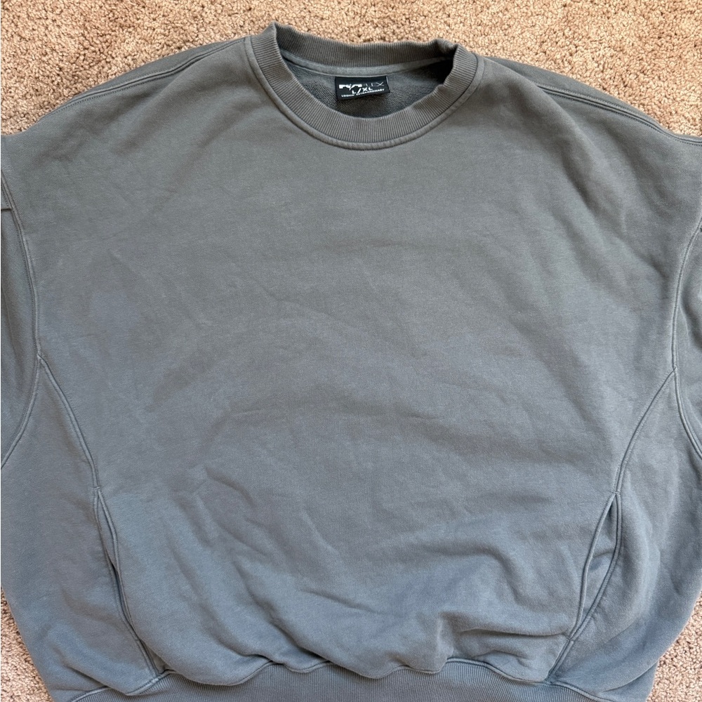 POPFLEX Women's Gray Crewneck Sweatshirt - Picture 2 of 6